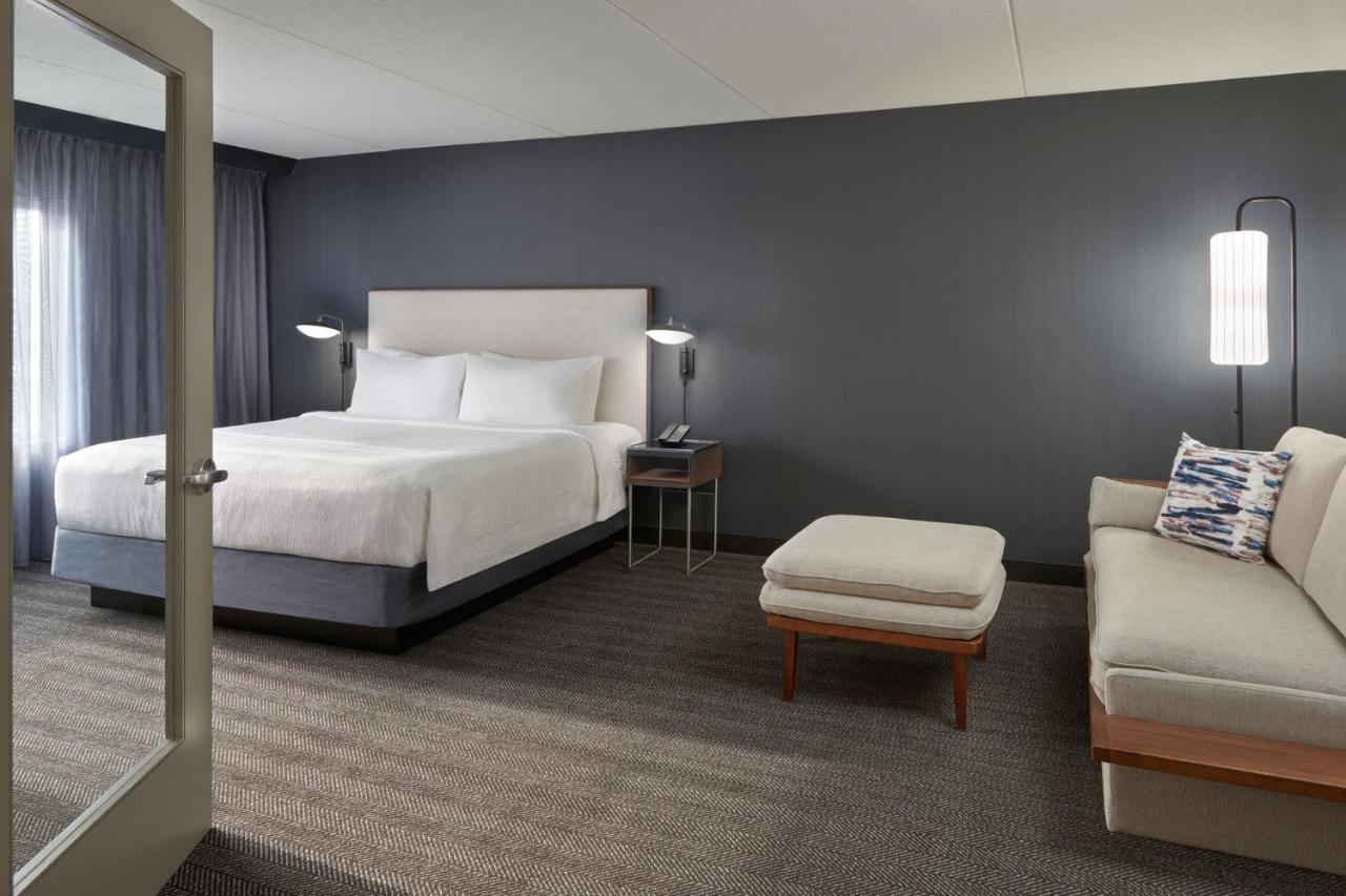 Courtyard By Marriott Toronto Mississauga/Meadowvale Hotell Exteriör bild