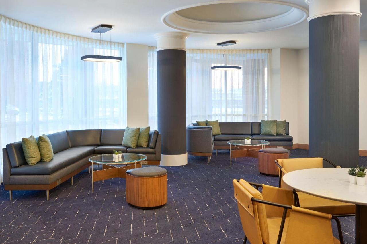 Courtyard By Marriott Toronto Mississauga/Meadowvale Hotell Exteriör bild