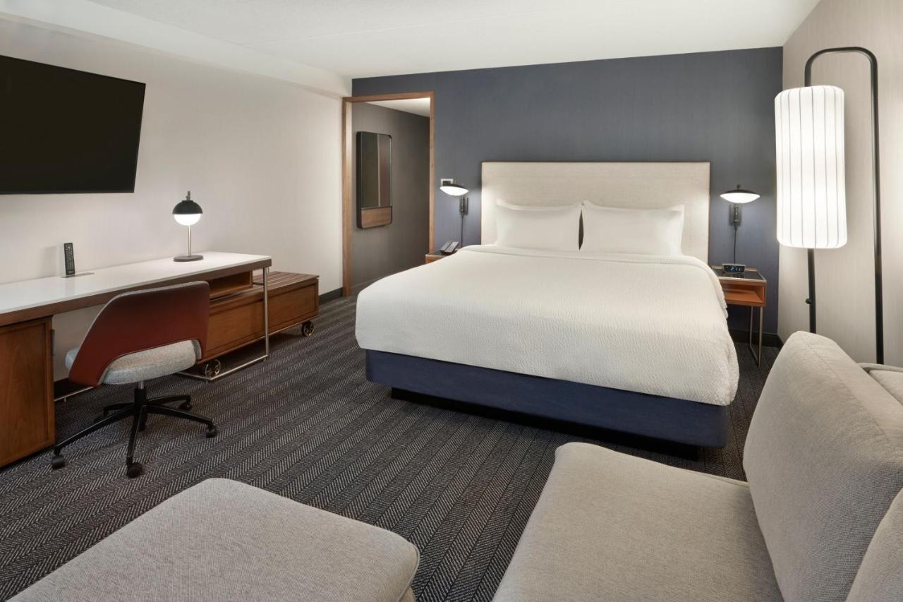 Courtyard By Marriott Toronto Mississauga/Meadowvale Hotell Exteriör bild